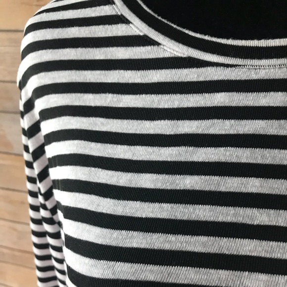 Old Navy tunic - great over leggings! - Picture 2 of 3